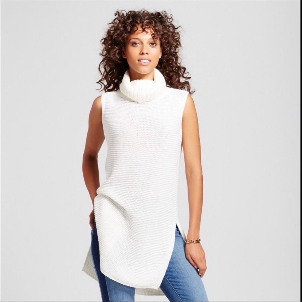 NWT Allison and Andrew White Cowl Neck Sweater